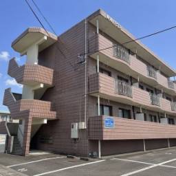 駅前ハウス