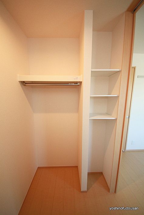 メゾンクレール広瀬 A棟